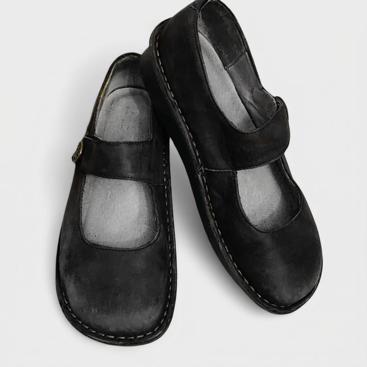 BUTY PŁASKIE Z NAPISEM