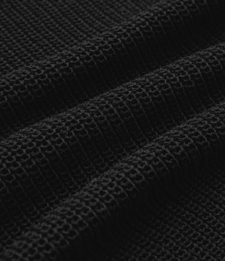 Na jedno ramię z rękawem 1/2 z rozcięciem u dołu oversize sweter na co dzień z kieszenią